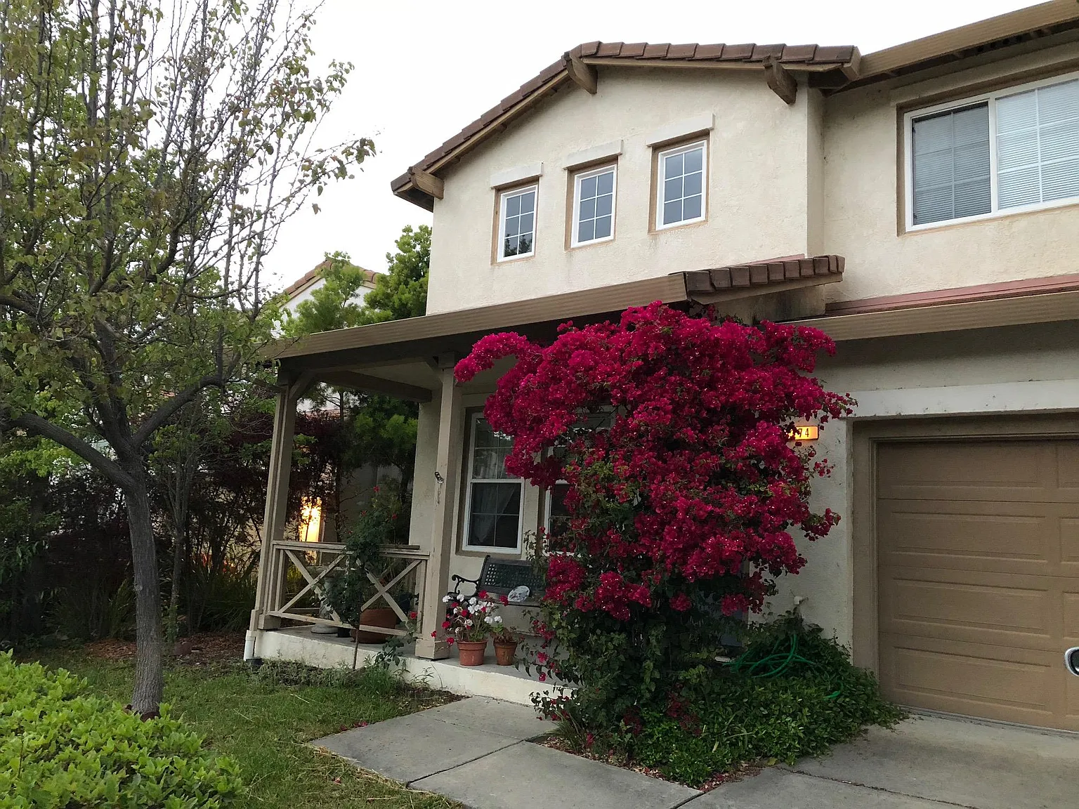 174 Pizarro Ave — Photo 1