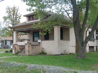 1005 N Monroe St, Marion, IL 62959