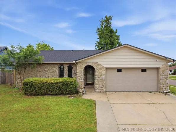 13508 E 31st Pl S, Tulsa, OK 74134