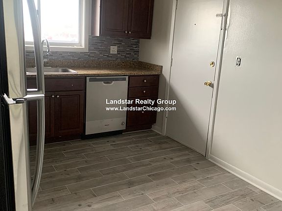 3rd image of 1414 Carol St #3C