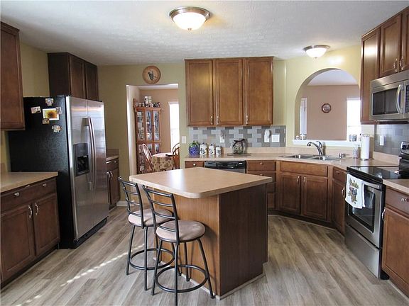 4th image of 7258 N Laredo Dr