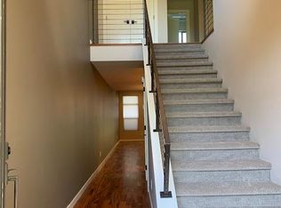 4906 Lower Dr, Lake Oswego, OR 97035