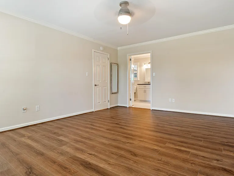 5249 Meadow Garden Ln — Photo 14