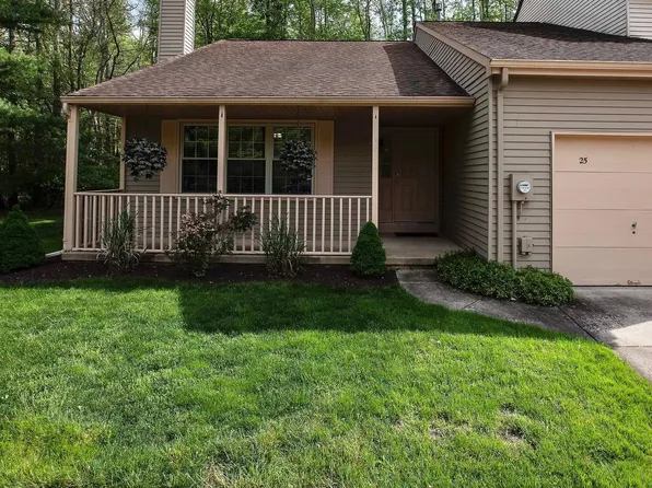 25 Bretshire Ct, Medford, NJ 08055