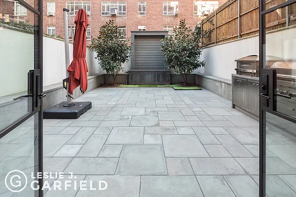 Sold by Leslie J. Garfield | media 16