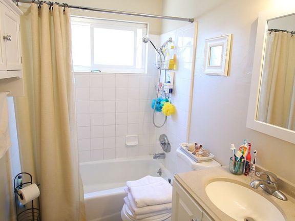 4th image of 5683 Hoffman Ct APT 2