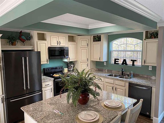 3rd image of 4010 Flagler Estates Blvd