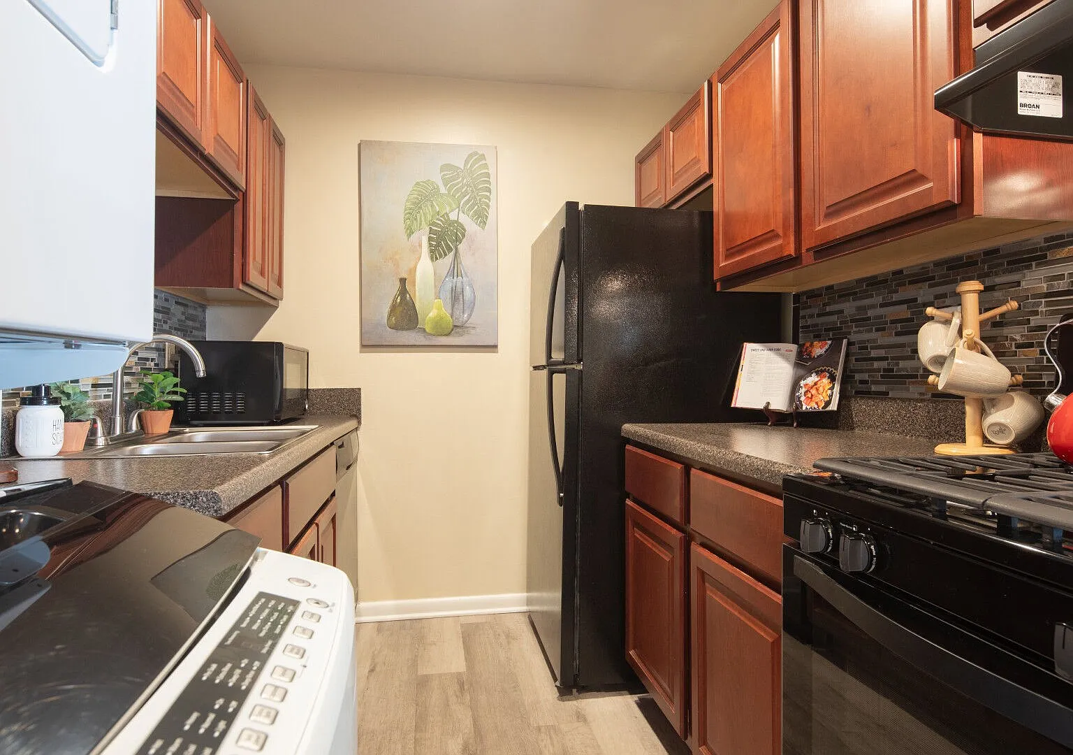 Wellington at Western Branch Apartments — Photo 3