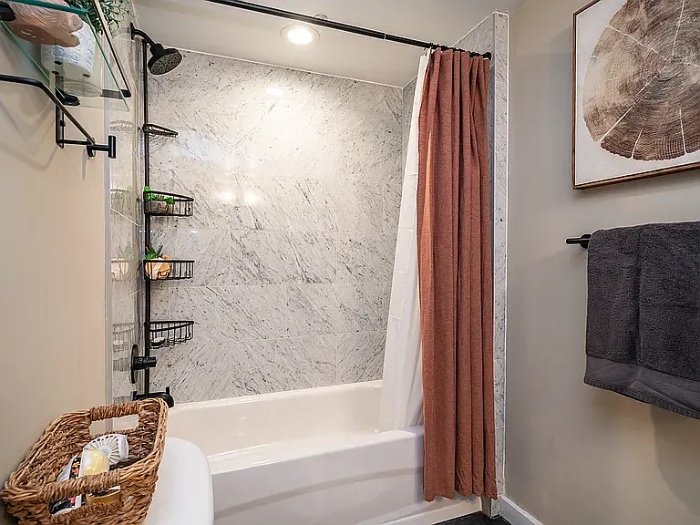 114 W Adams St #503 — Photo 17