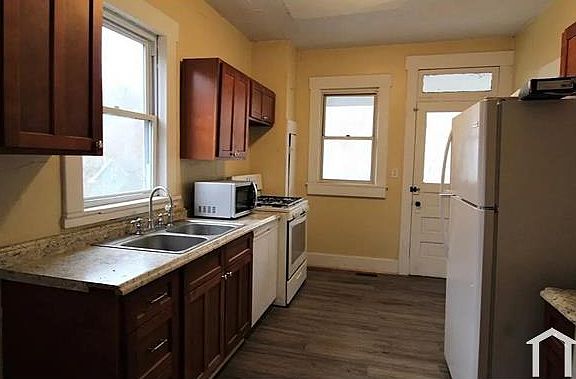 2nd image of 565 E Brockway Ave #A