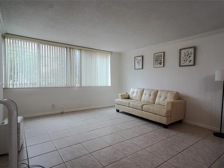 9125 SW 77th Ave #103 — Photo 5