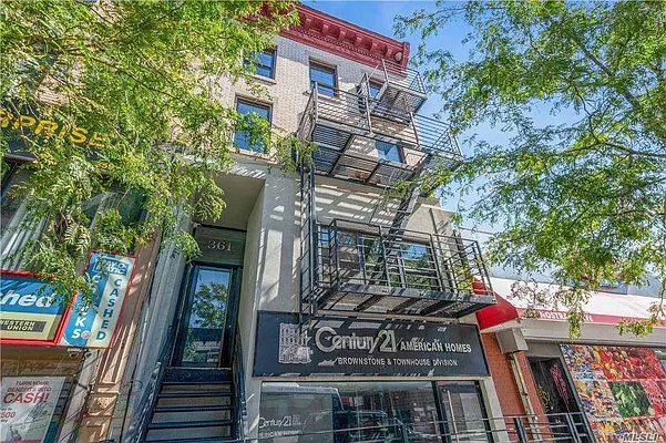 Rented by Century 21 American Homes | media 30