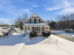 10 Liberty St, Taunton, MA 02780