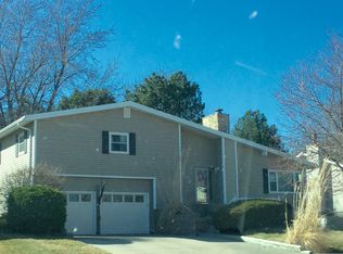 4204 Indian Rd, Kearney, NE 68847