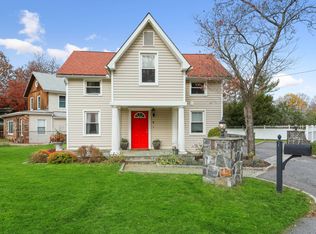 2 Sunset Ave, Montrose, NY 10548