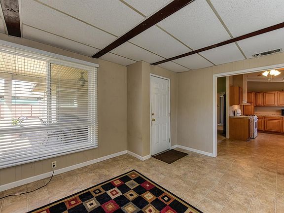 4th image of 3704 Lankershim Way