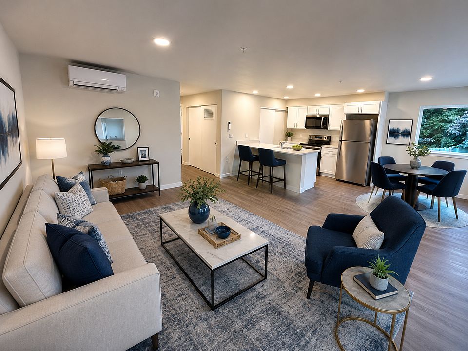 1st image of 607 47th St SE #217