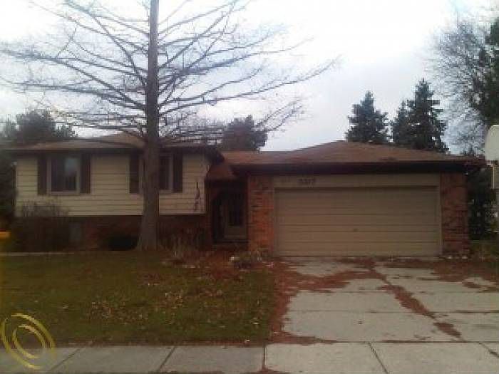 1st image of 5117 Westmoreland Dr