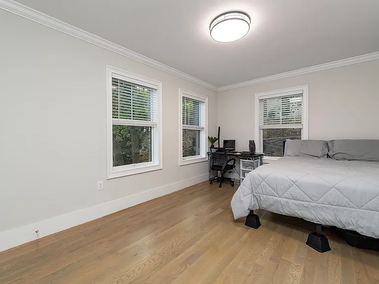 26 Arlington St #3 — Photo 7