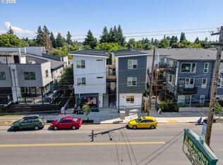 5042 NE Fremont St, Portland, OR 97213