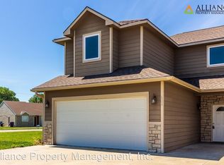 624 Northfield Rd, Manhattan, KS 66502