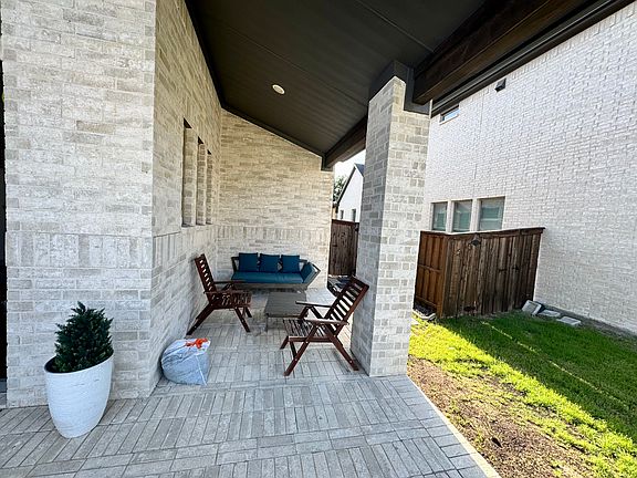 3rd image of 6443 Culverdale Ln