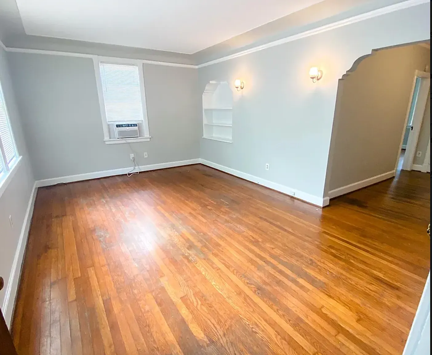 1 bed, 900 sqft, $1,500 — Photo 2
