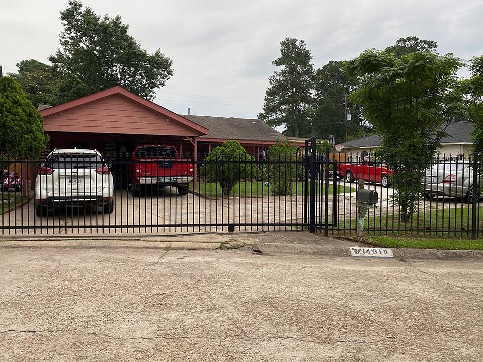 1st image of 14918 Sweetgum Dr