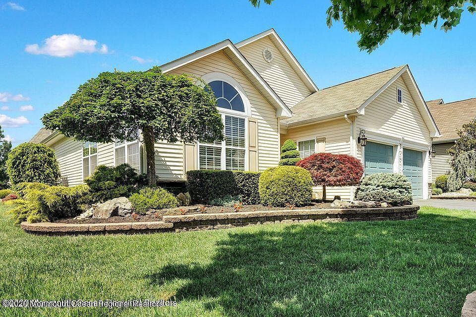 1st image of 219 Enclave Blvd