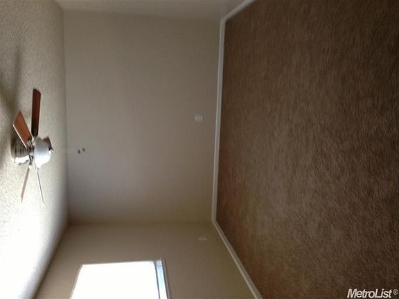 5th image of 8555 Danridge Dr