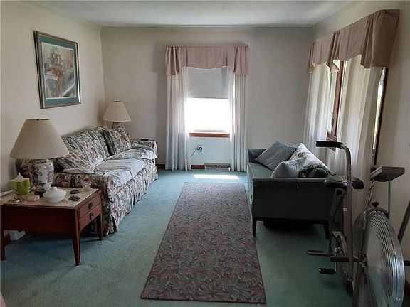 5th image of 3505 Ellsworth Ave