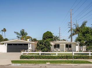 200 Wake Forest Rd, Costa Mesa, CA 92626