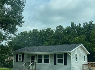 17040 Leidig St, Amelia Court House, VA 23002