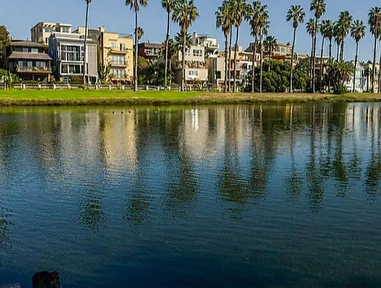 Playa Lagoon