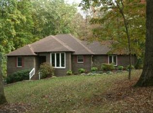 449 Woodway Dr, Blountville, TN 37617