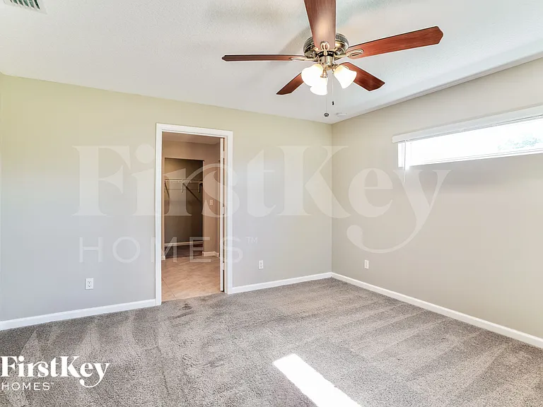 1082 SW Bianca Ave — Photo 10