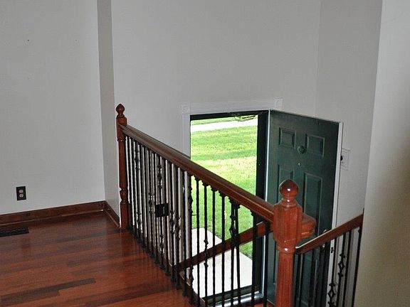 4th image of 3706 Wildbriar Ln