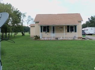 15811 Rose Rd, Benton, IL 62812