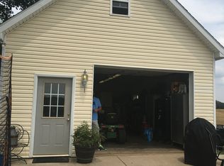 1908 Cedar Grove Rd, Olmstead, KY 42265