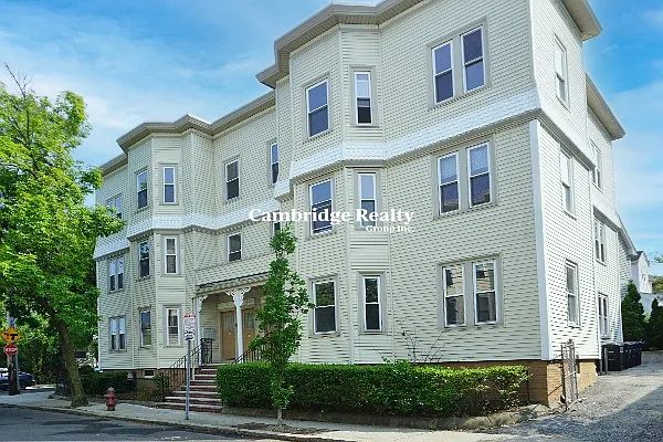 2 Ivaloo St #1T — Photo 11