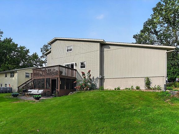 3rd image of 3820 Gala Way