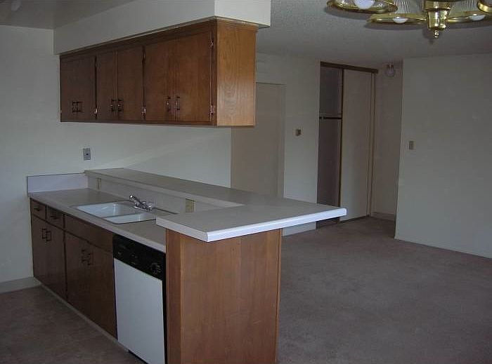 2nd image of 315 S Crescent Ave APT 200