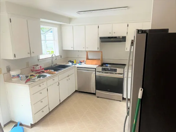 2357 NW Green Cir, Corvallis, OR 97330