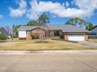 2910 Kings Harbour Rd, Panama City, FL 32405