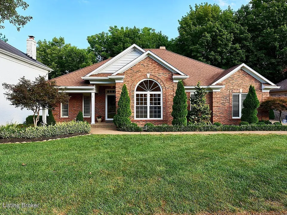 8419 Running Spring Dr