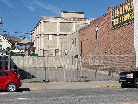 4th image of 314 S Wenatchee Ave