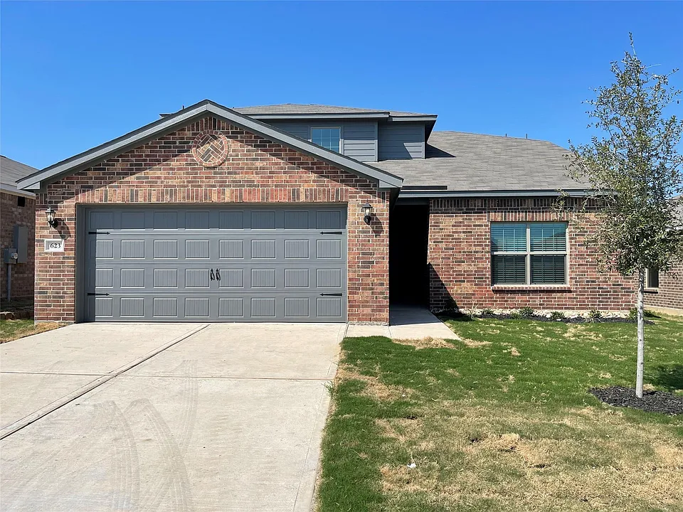 623 Aqueduct Dr