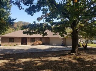 4 Coldstream Cir, Bella Vista, AR 72715