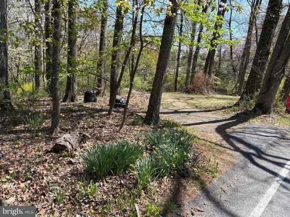 6551 Blue Church Rd S, Coopersburg, PA 18036