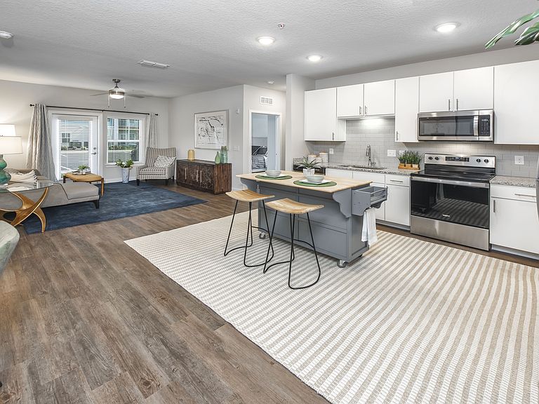 Argyle Lake Apartment Rentals - Jacksonville, FL | Zillow